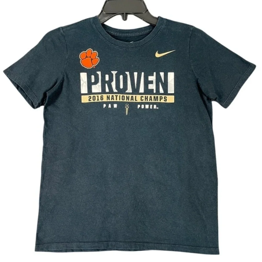 Clemson Nike Proven 2016 National‎ Champs Paw Power Football Shirt M Boys